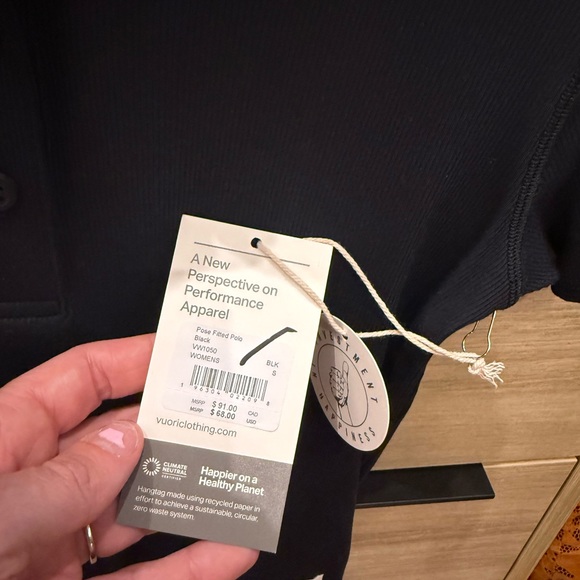 NWT Vuori Pose Fitted Polo - Picture 5 of 6